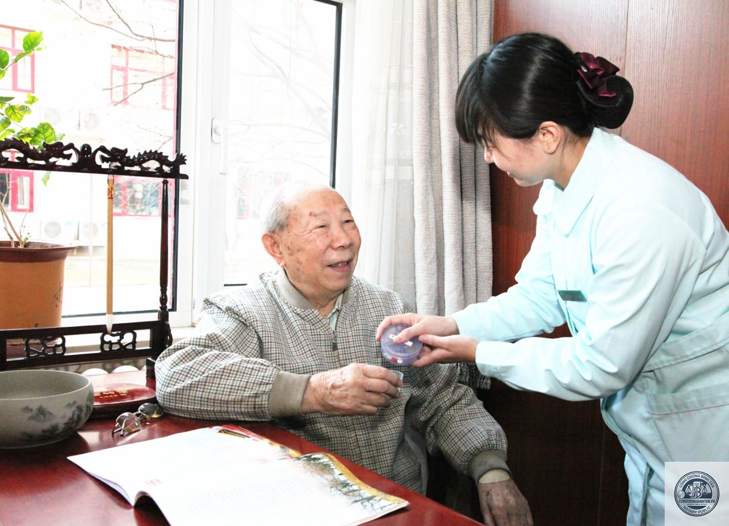 di ch&uacute;c của người tr&ecirc;n 90 tuổi - H&igrave;nh 1