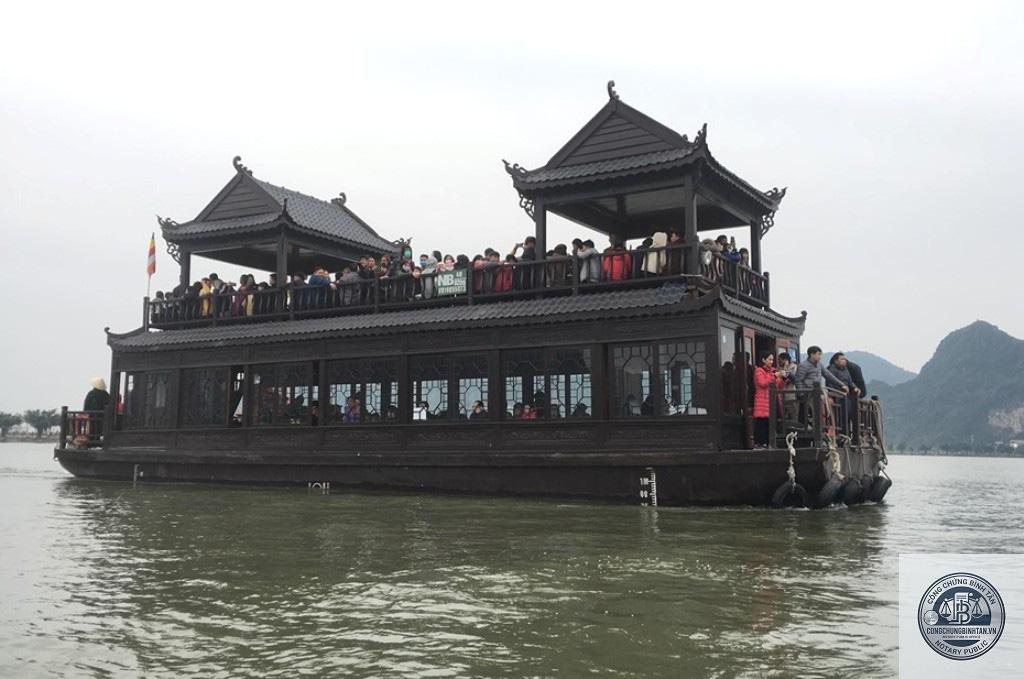 di chúc du thuyền
