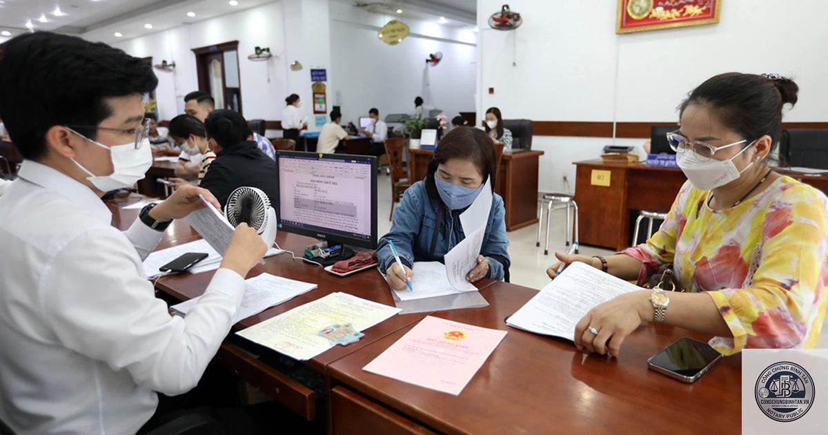 di ch&uacute;c tiền gửi tiết kiệm - H&igrave;nh 2