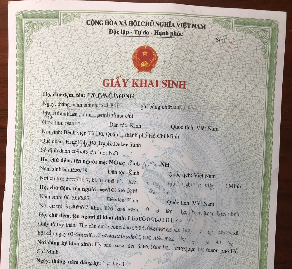 giấy khai sinh cũ có cần đổi không - Hình 1