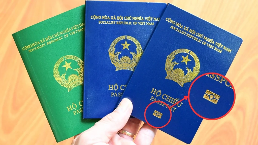 hộ chiếu gắn chip là gì