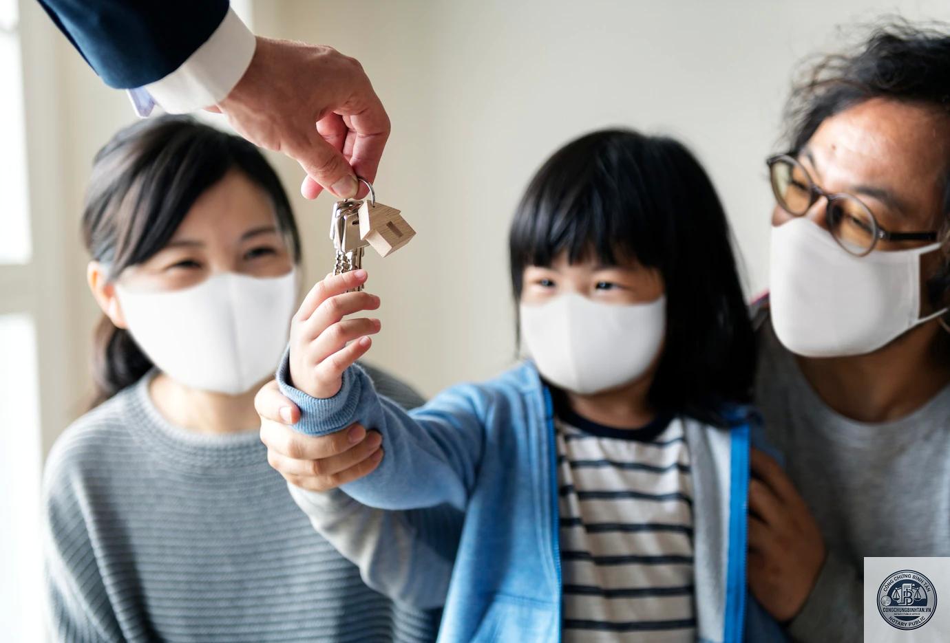 cha mẹ cho con &uacute;t nhiều t&agrave;i sản hơn - Image 4